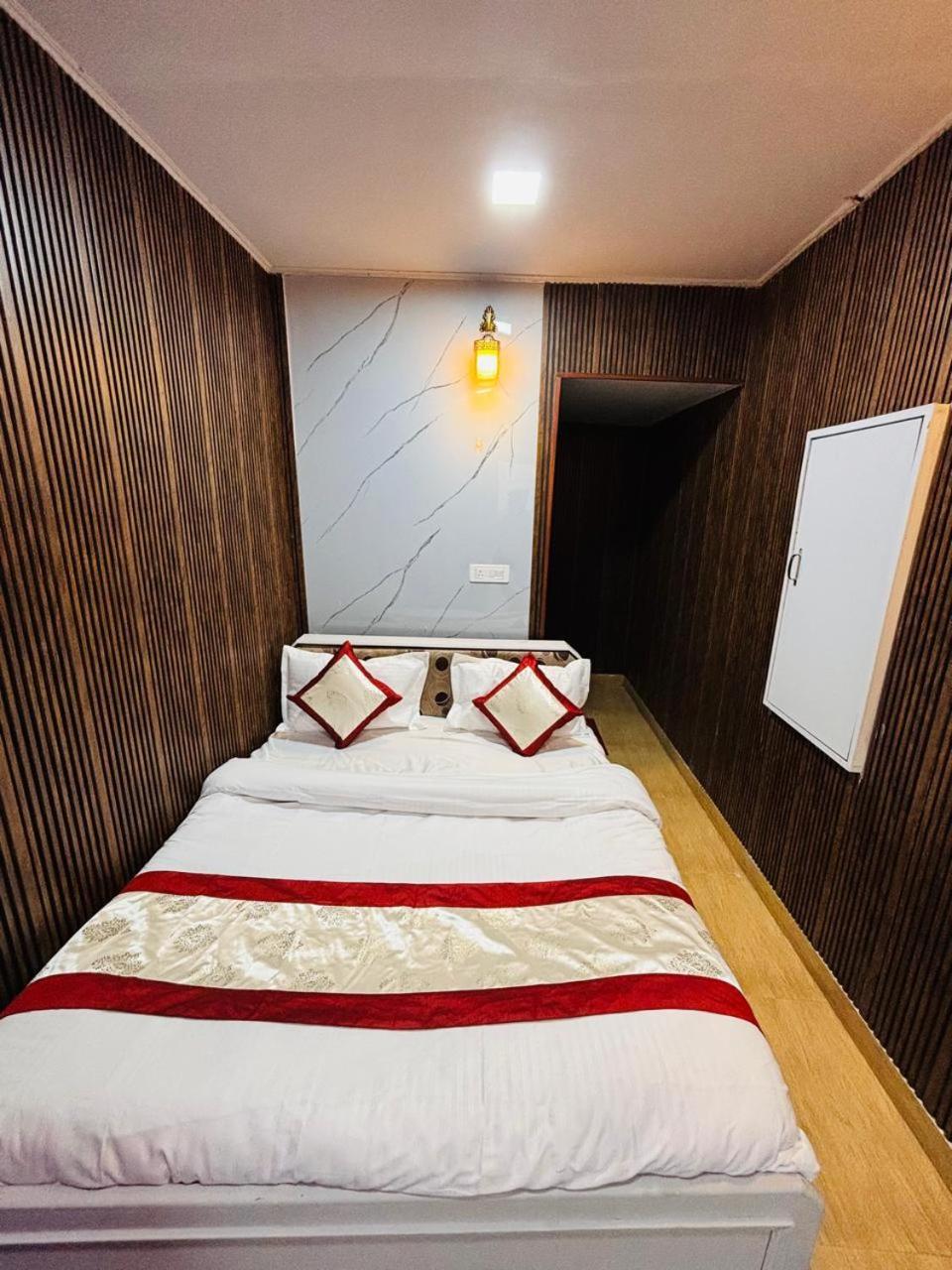 Hotel Amar Mussoorie Exterior photo