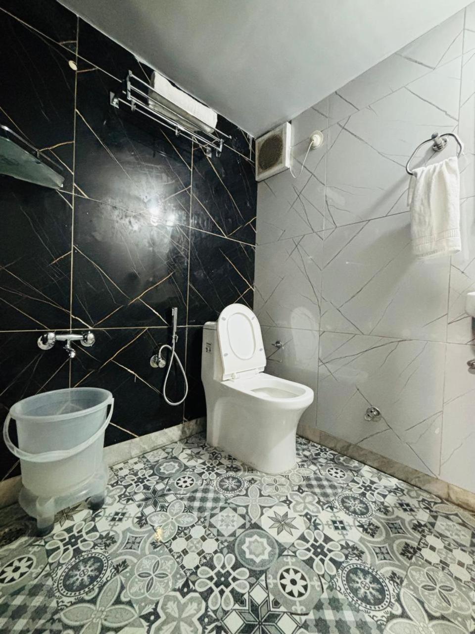Hotel Amar Mussoorie Exterior photo